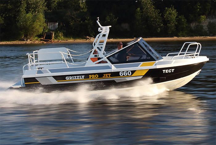 “Kapitan club” journal. Grizzly 660 Jet. For cataracts and shallow waters #4 (92) 2015
