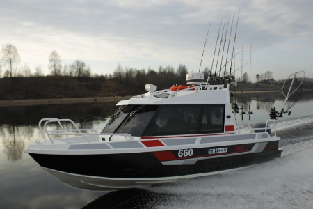 Boat GRIZZLY PRO 660 CABIN