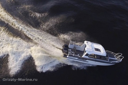 Катер GRIZZLY G680 PRO TWIN Cruiser