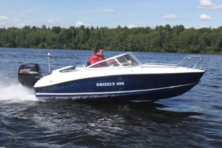 Катер GRIZZLY 490 DC